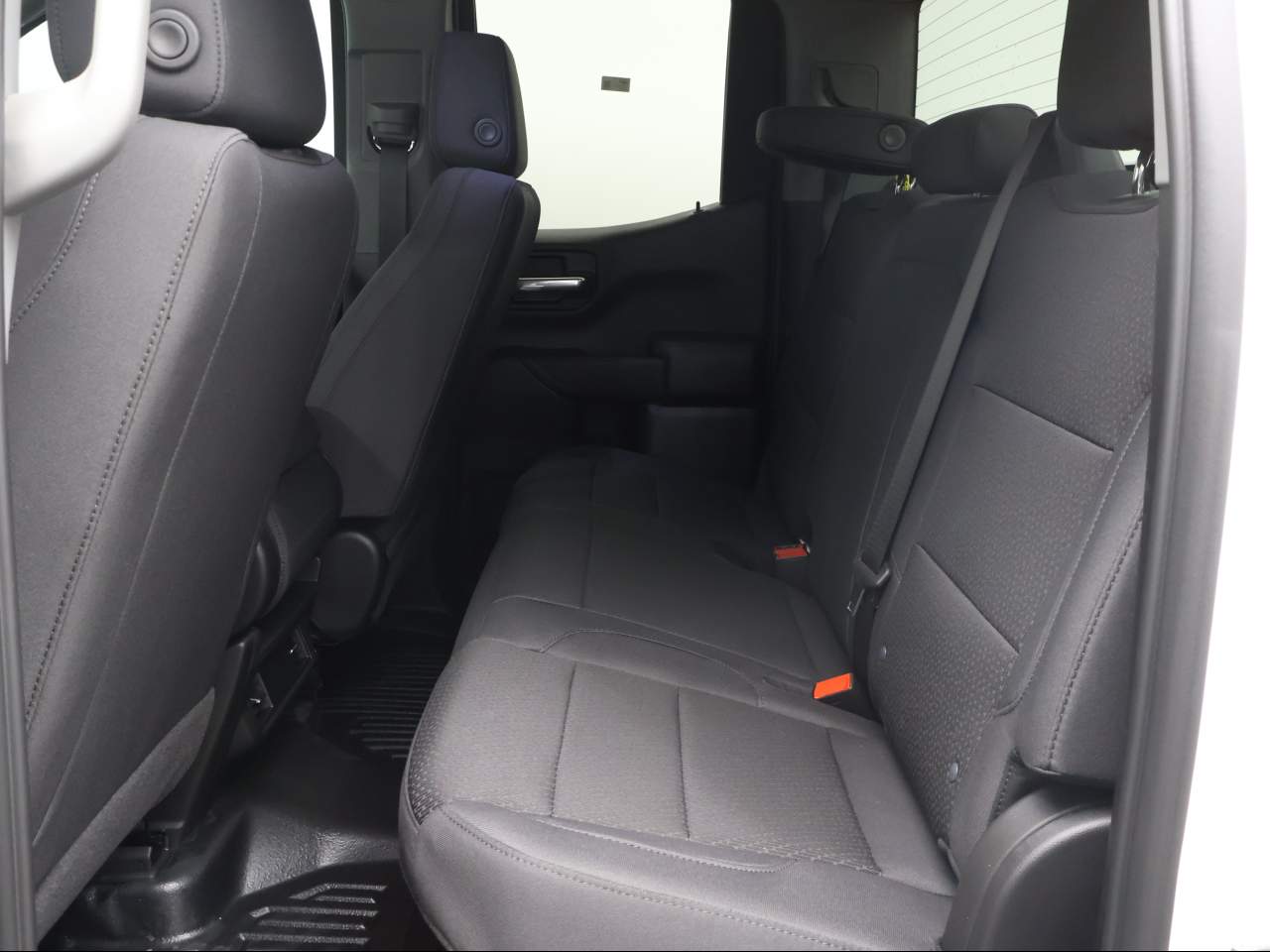 2026 GMC Sierra 1500 Pro - Photo 9
