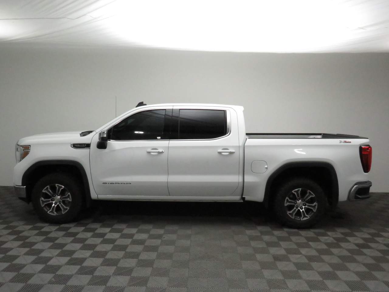 2019 GMC Sierra 1500 SLE Crew Cab