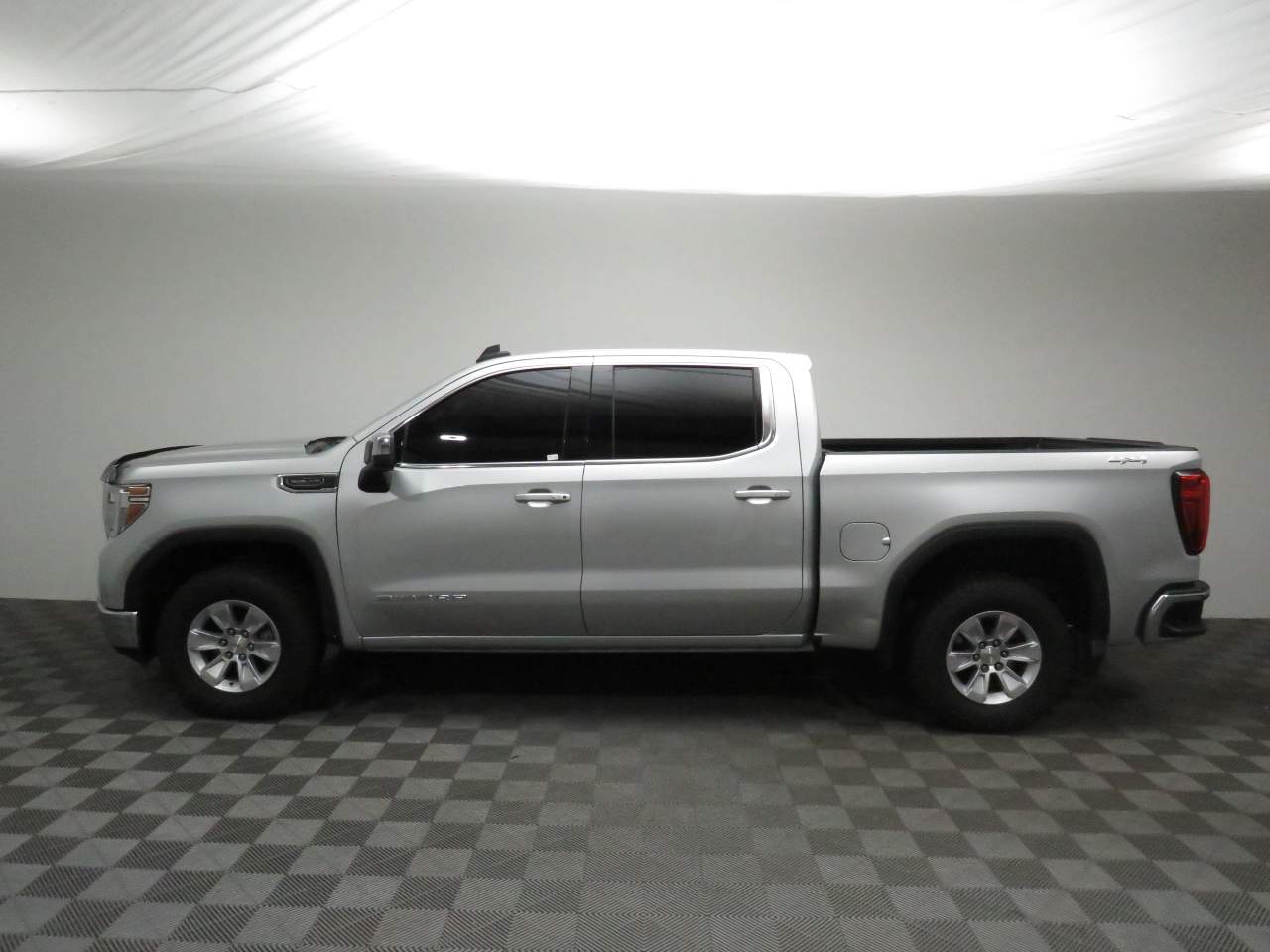 2021 GMC Sierra 1500 SLE Crew Cab