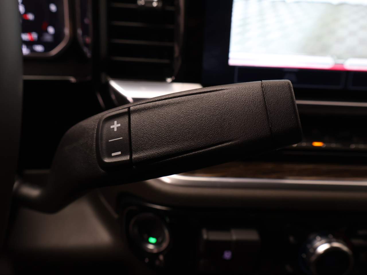 2026 GMC Sierra 1500 Crew Cab SLE 4WD