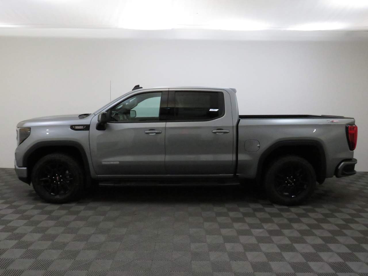 2025 GMC Sierra 1500 Crew Cab Elevation 4WD