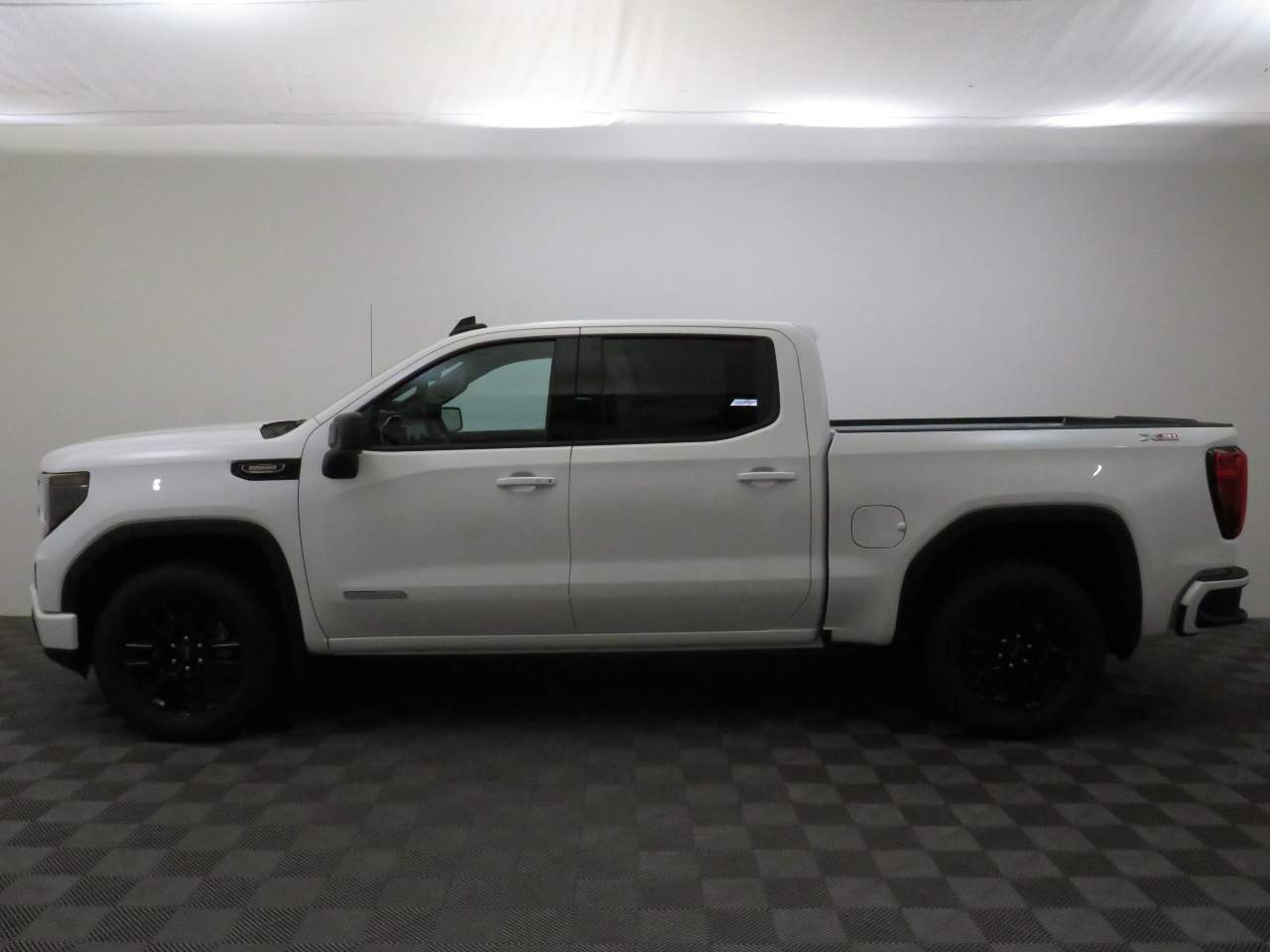 2025 GMC Sierra 1500 Crew Cab Elevation 4WD
