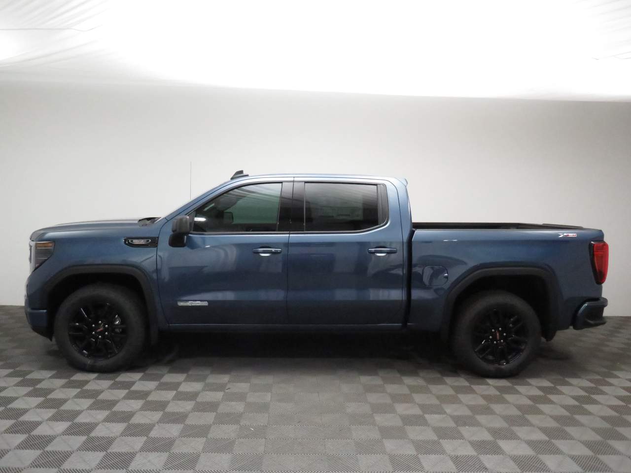 2026 GMC Sierra 1500 Crew Cab Elevation 4WD