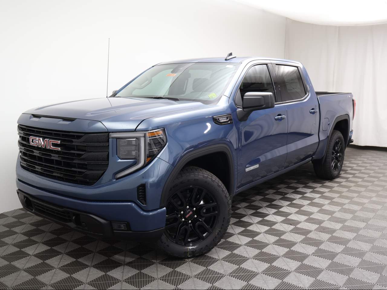 2026 GMC Sierra 1500 Crew Cab Elevation 4WD