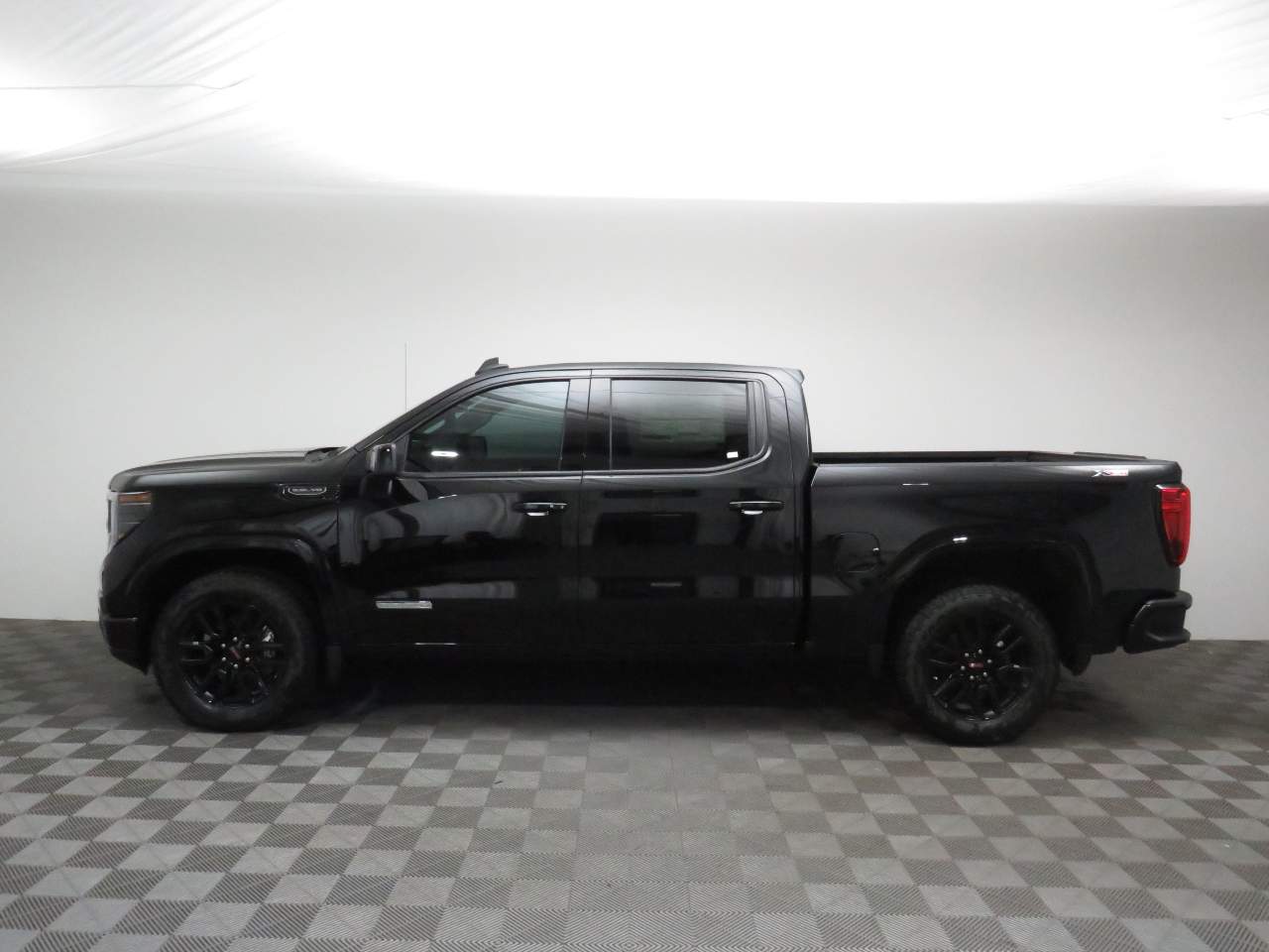 2026 GMC Sierra 1500 Crew Cab Elevation 4WD