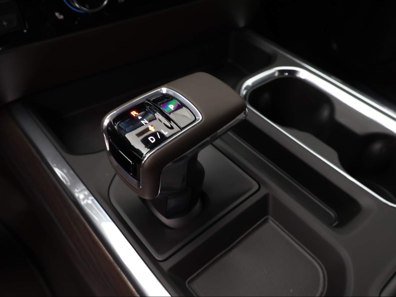 2026 GMC Sierra 1500 Crew Cab SLT 4WD