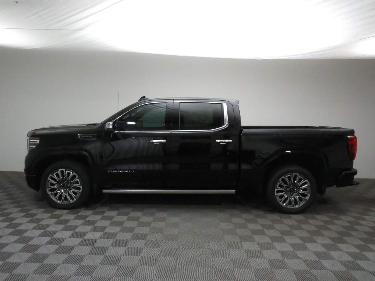 2026 GMC Sierra 1500 Crew Cab Denali Ultimate 4WD