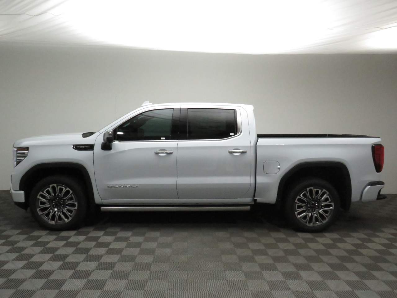 2026 GMC Sierra 1500 Crew Cab Denali Ultimate 4WD