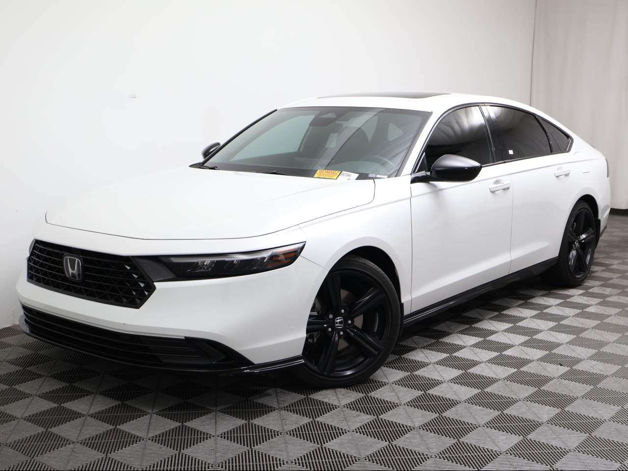 2025 Honda Accord Hybrid Sport-L's photo