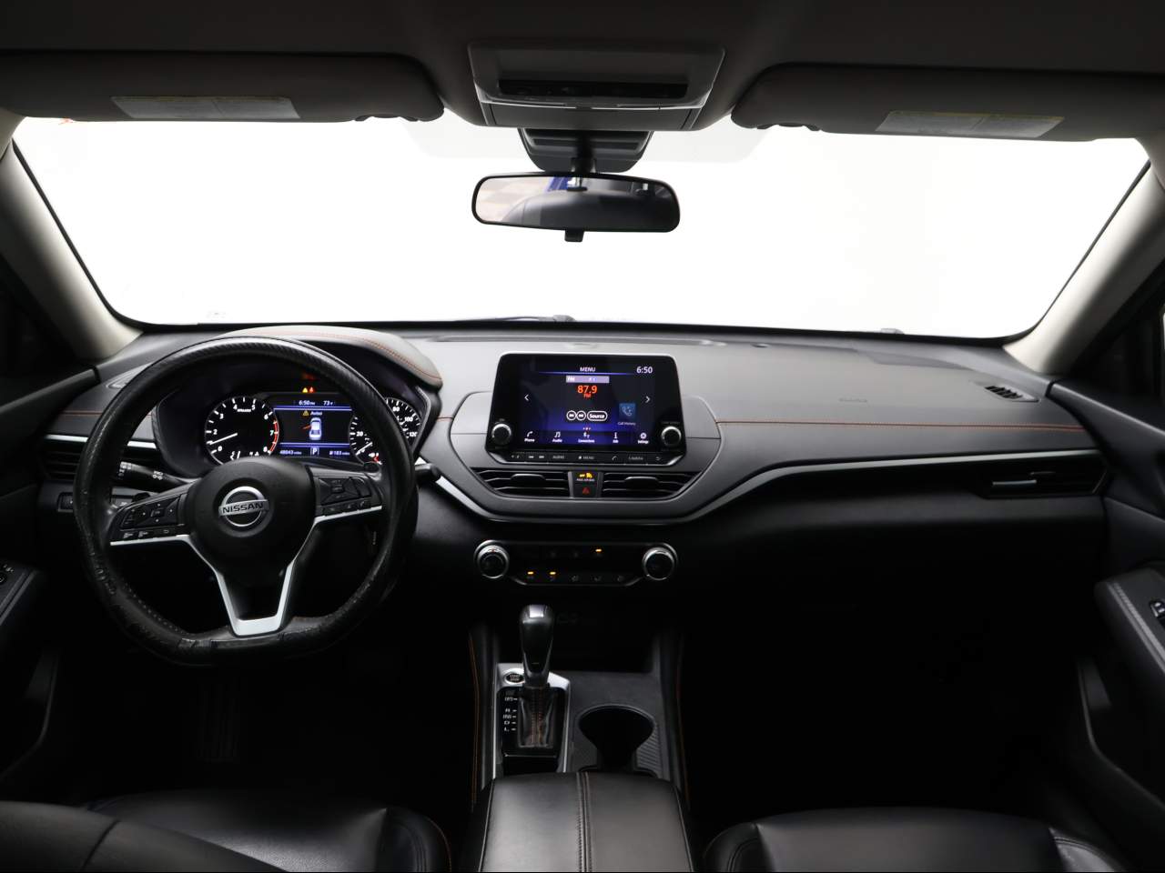 2022 Nissan Altima SR - Photo 10