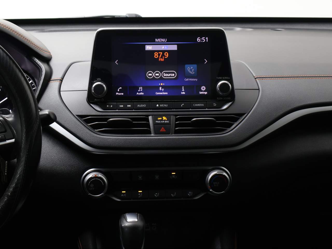 2022 Nissan Altima SR - Photo 13