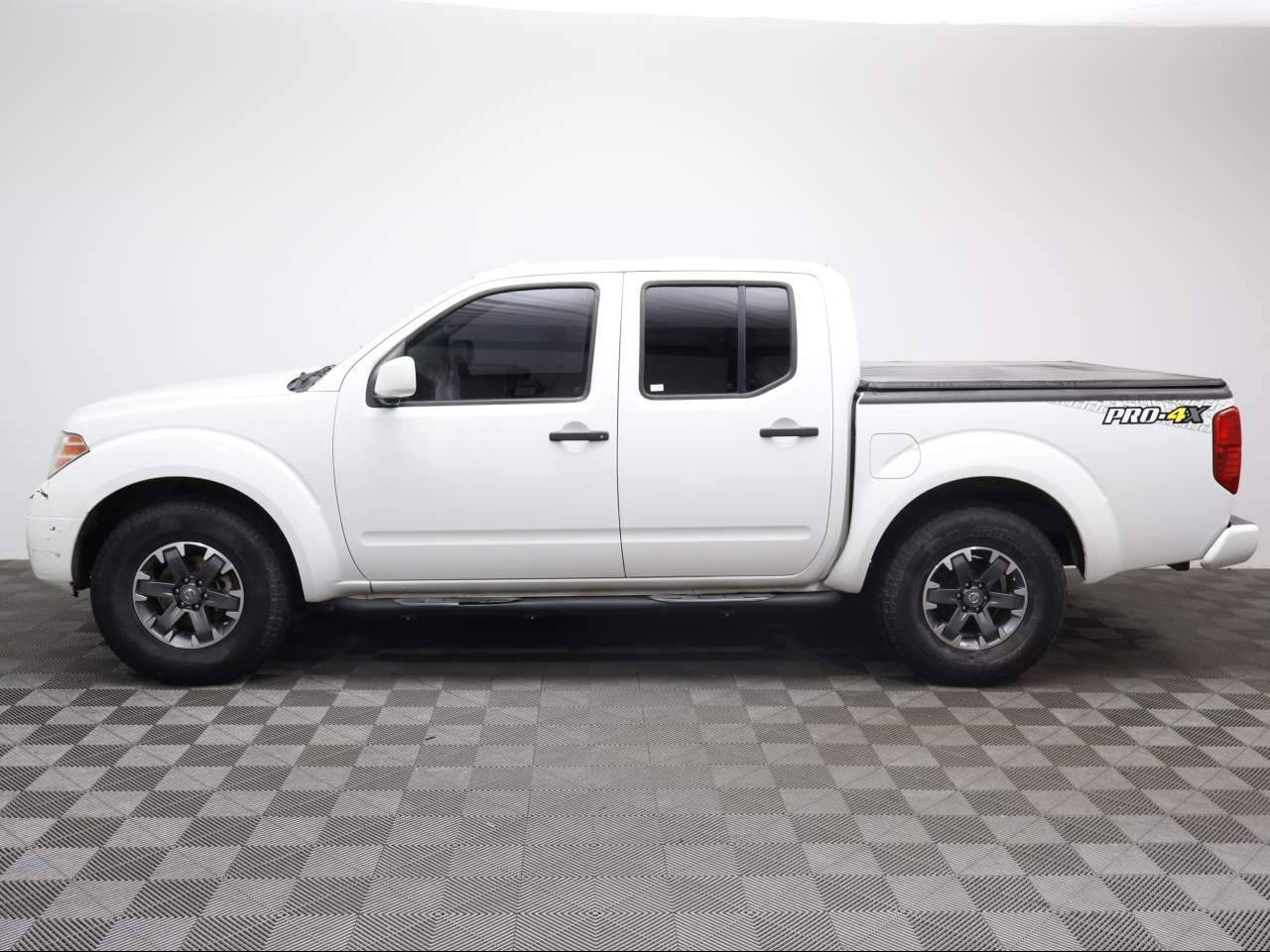 2018 Nissan Frontier PRO-4X Crew Cab