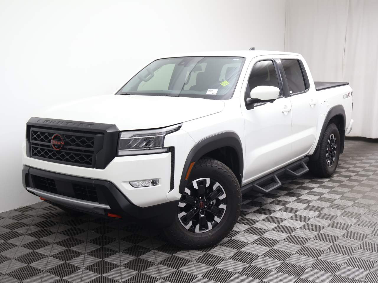 2023 Nissan Frontier PRO-X Crew Cab RWD