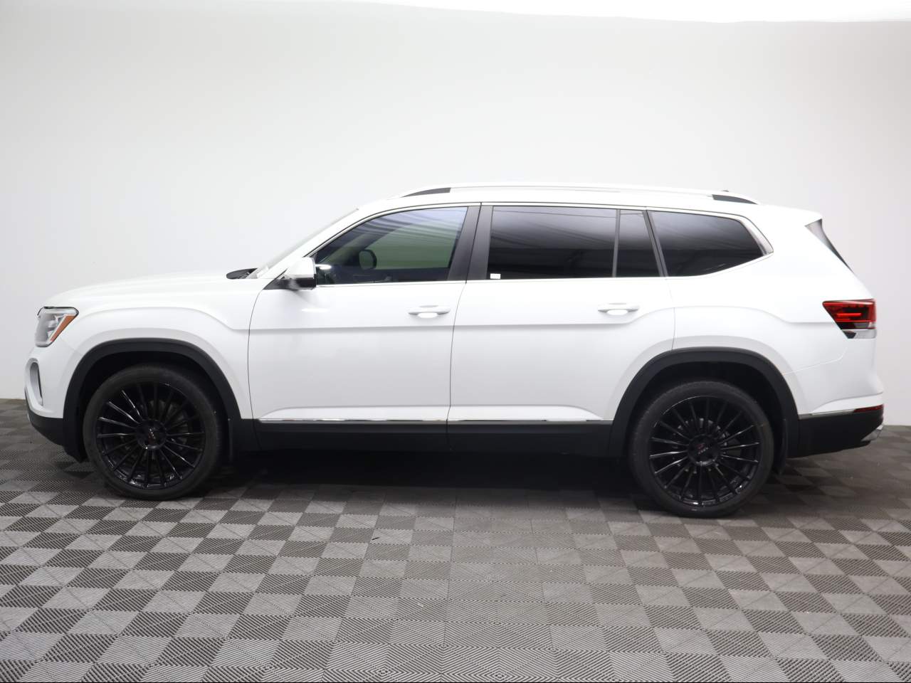 2024 Volkswagen Atlas SEL 4Motion