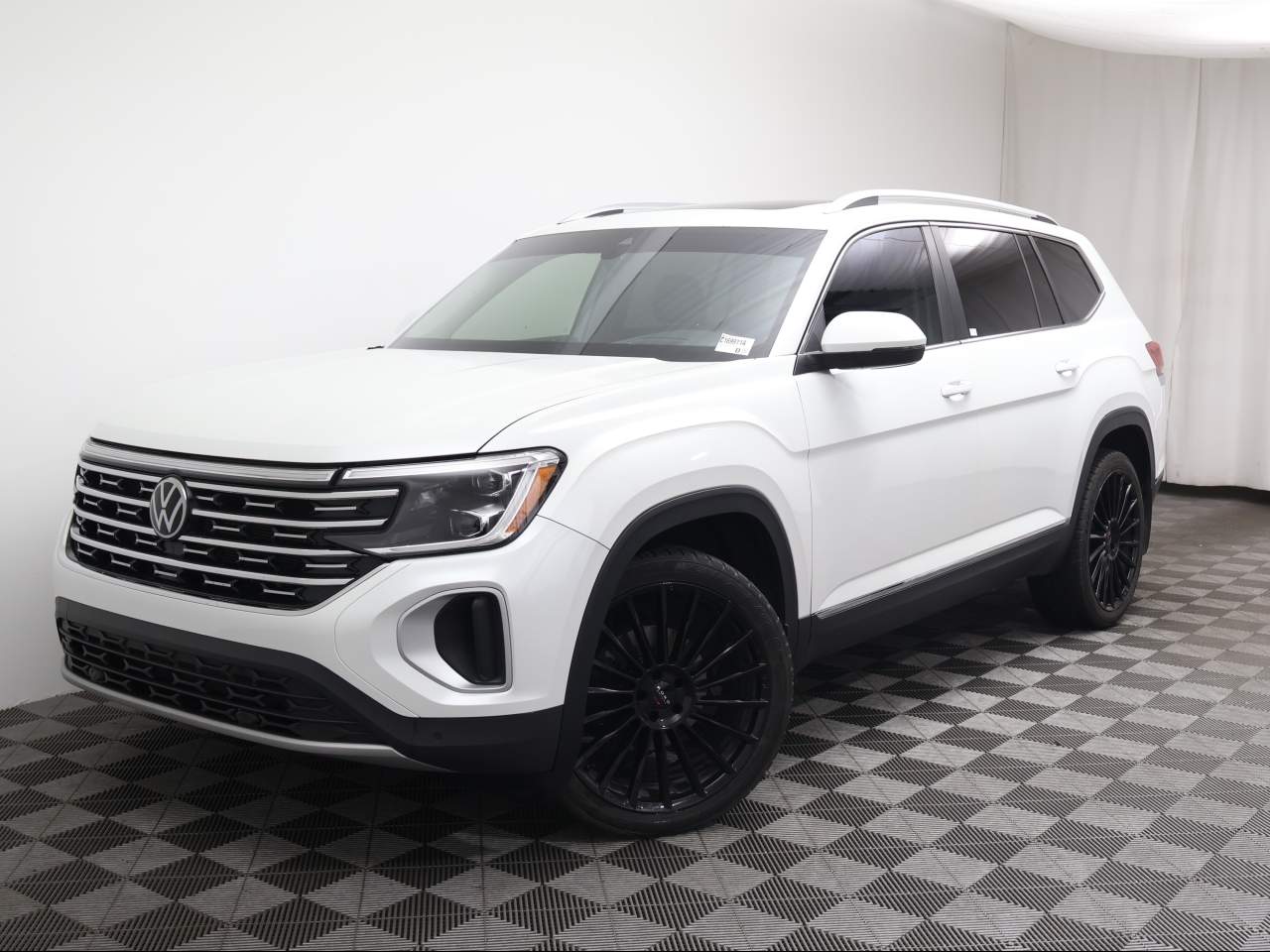 2024 Volkswagen Atlas SEL 4Motion