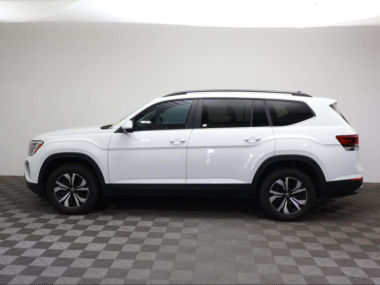 2024 Volkswagen Atlas SE
