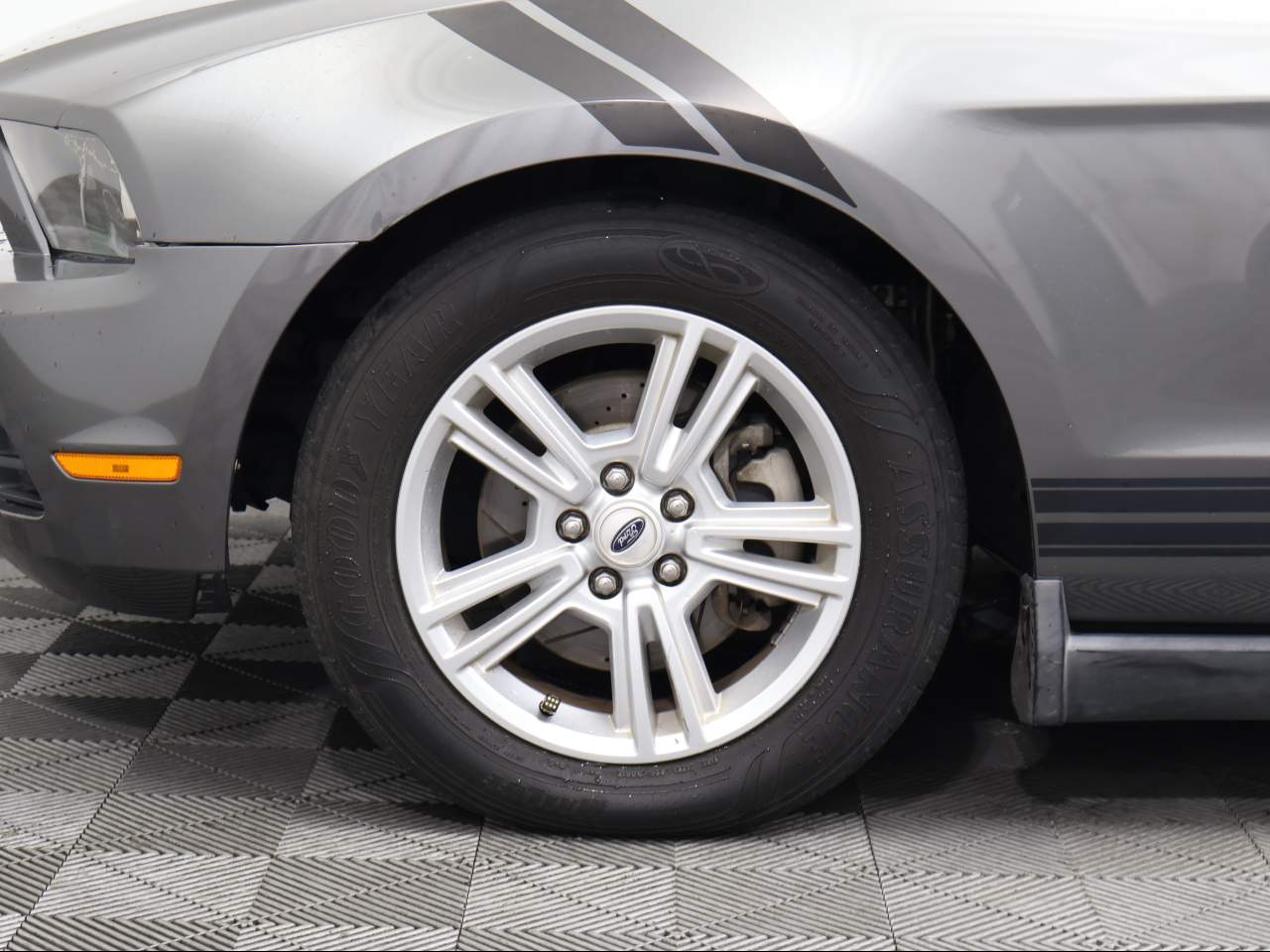 2011 Ford Mustang V6