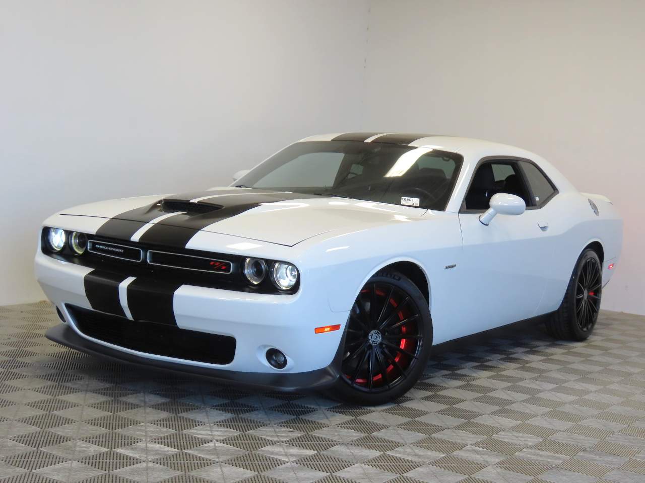 2019 Dodge Challenger R/T's photo