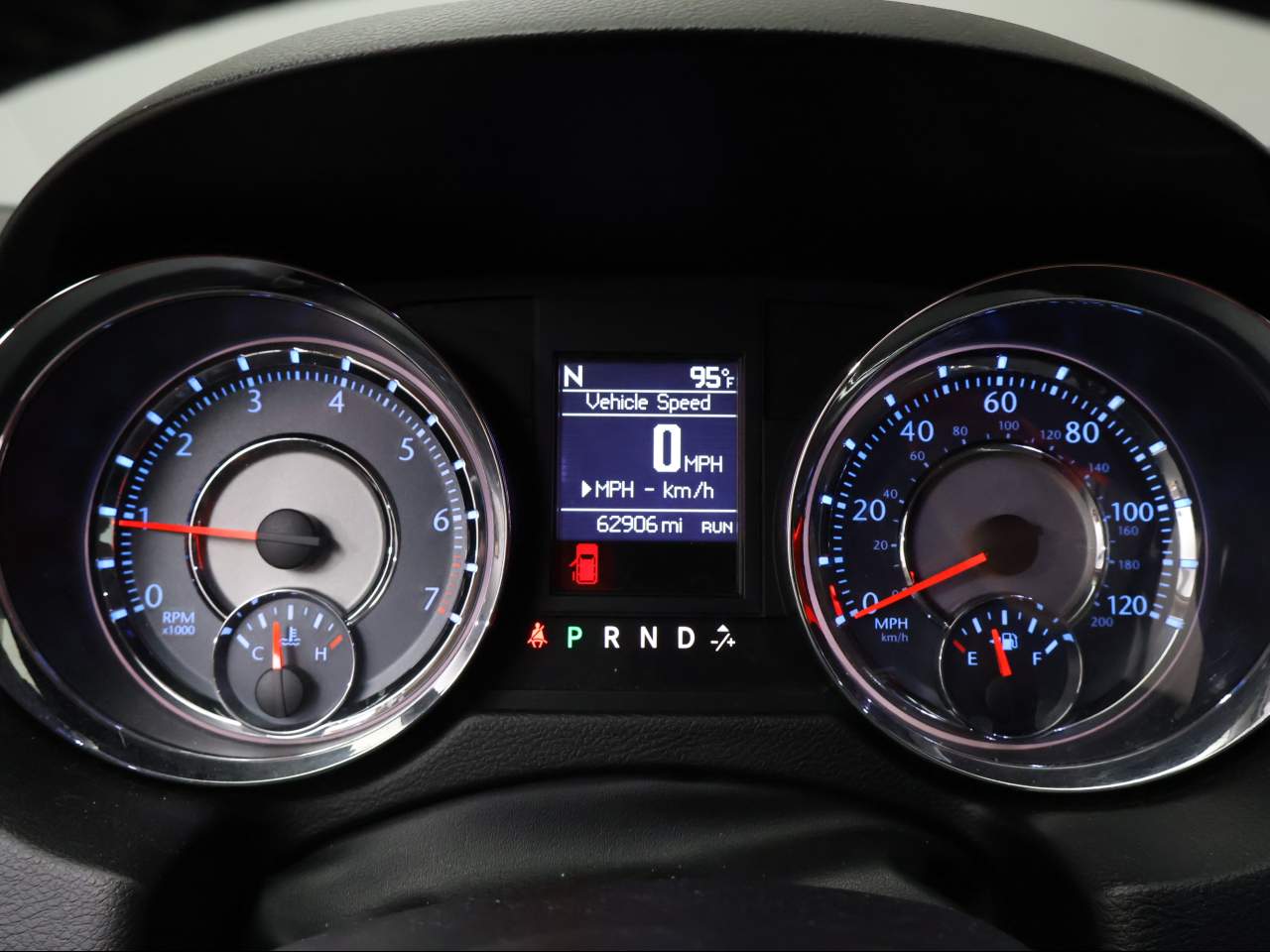2013 Chrysler Town & Country Touring - Photo 13