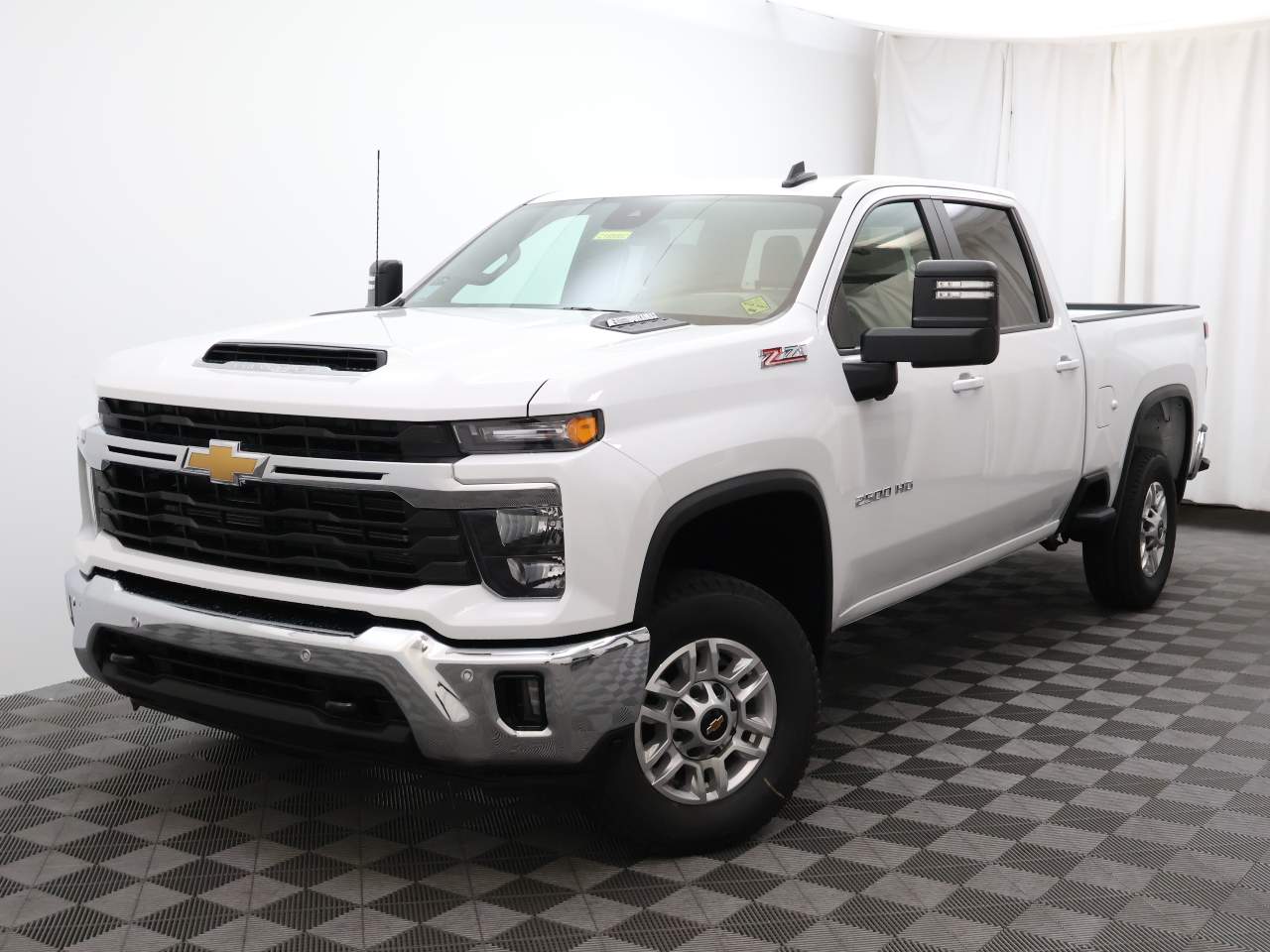 2025 Chevrolet Silverado 2500HD Crew Cab 1LT 4WD