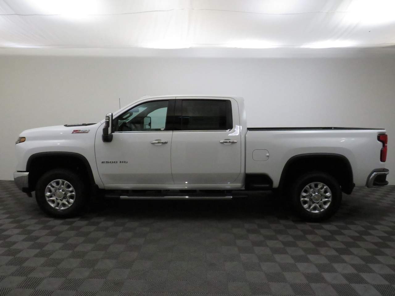 2025 Chevrolet Silverado 2500HD Crew Cab LTZ 4WD