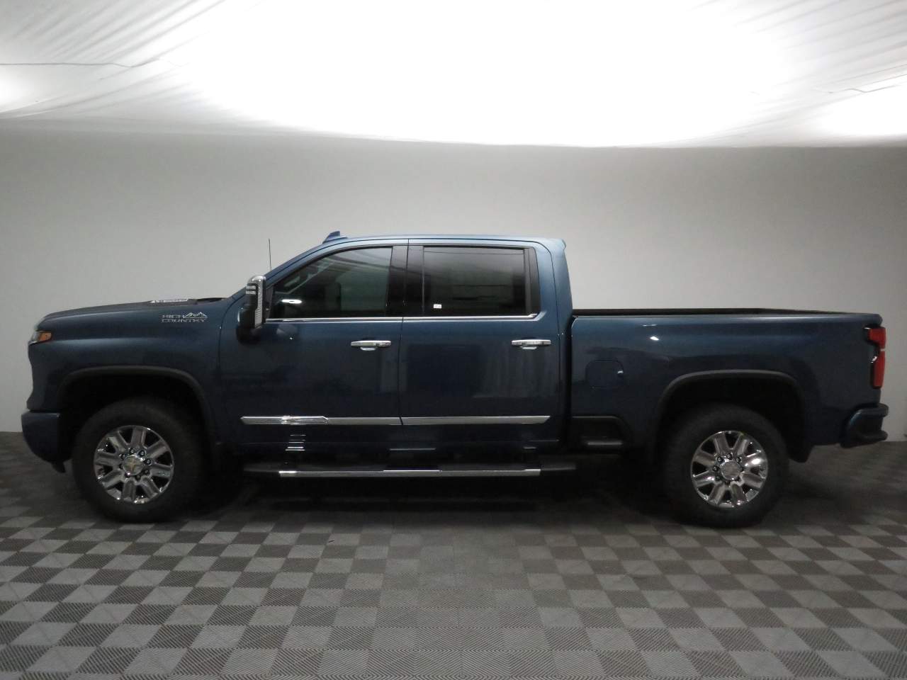 2026 Chevrolet Silverado 2500HD Crew Cab High Country 4WD