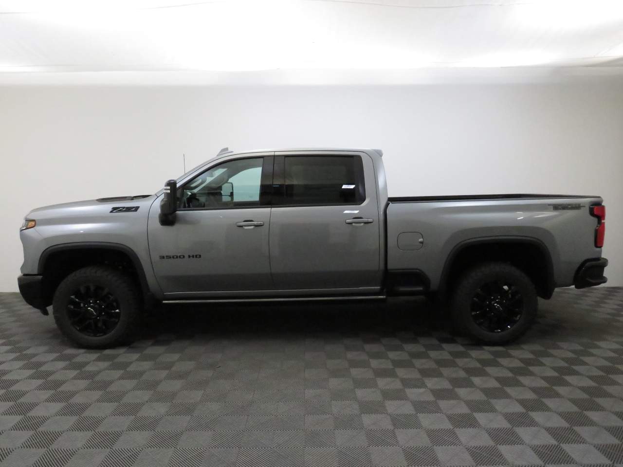 2025 Chevrolet Silverado 3500HD LTZ 4WD