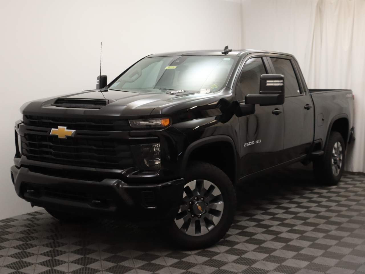 2024 Chevrolet Silverado 2500HD Crew Cab Custom 4WD