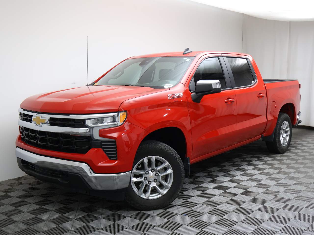 2023 Chevrolet Silverado 1500 LT Crew Cab