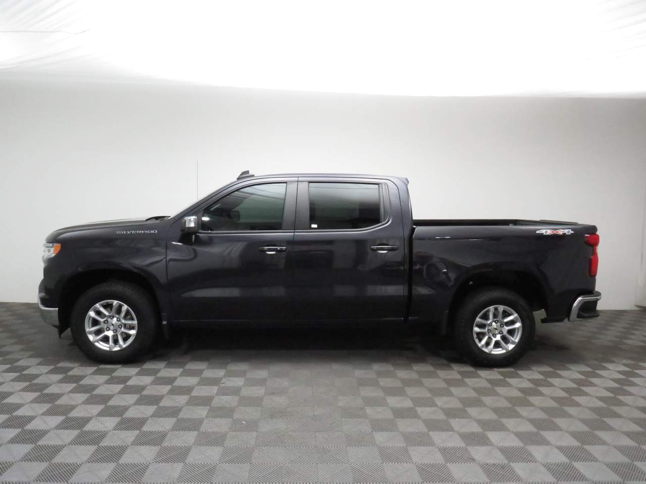 2022 Chevrolet Silverado 1500 LT Crew Cab