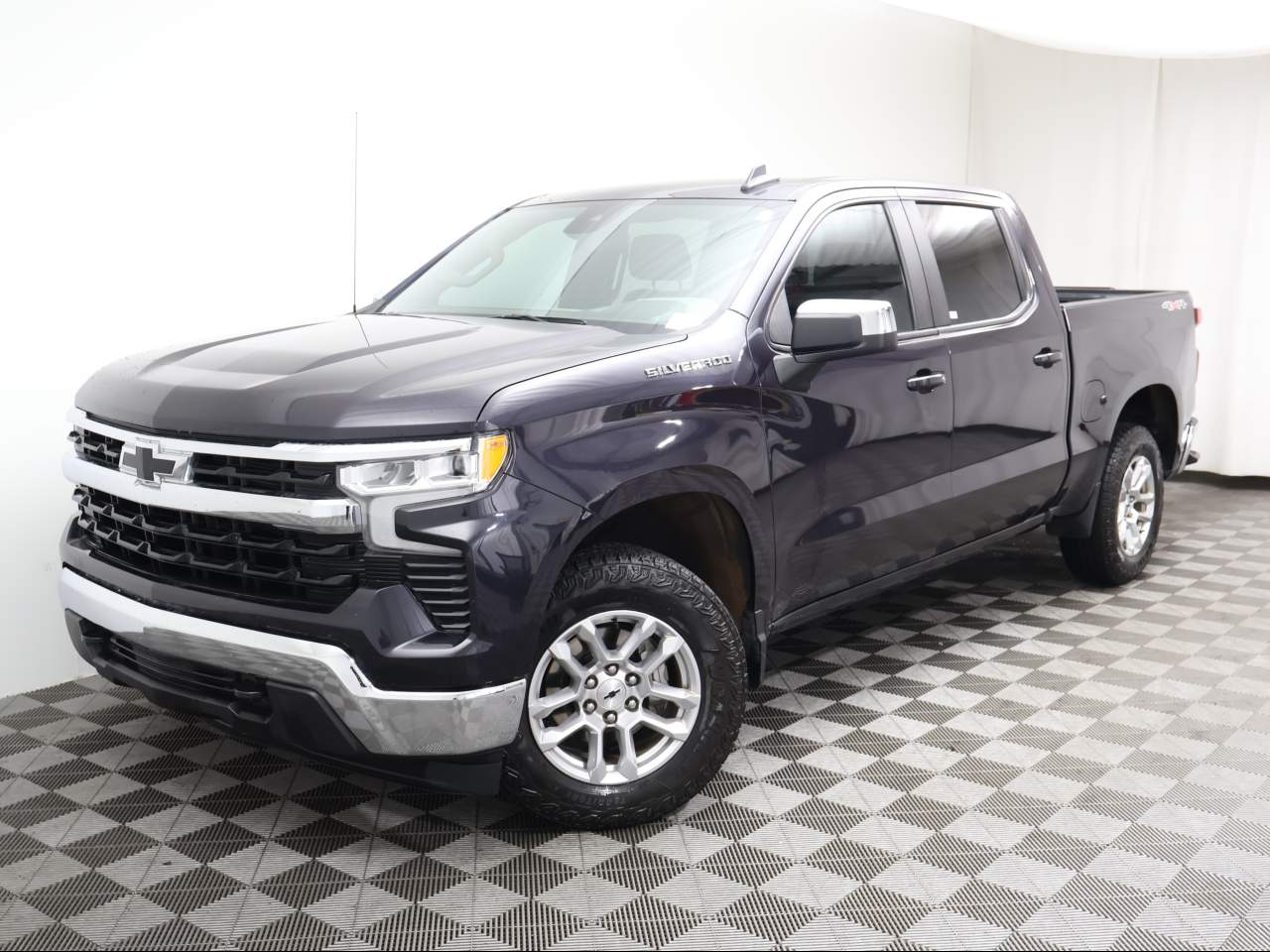 2022 Chevrolet Silverado 1500 LT Crew Cab