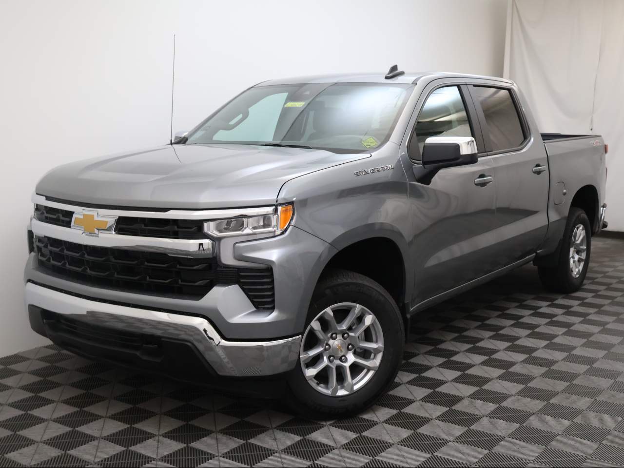 2025 Chevrolet Silverado 1500 Crew Cab 1LT 4WD