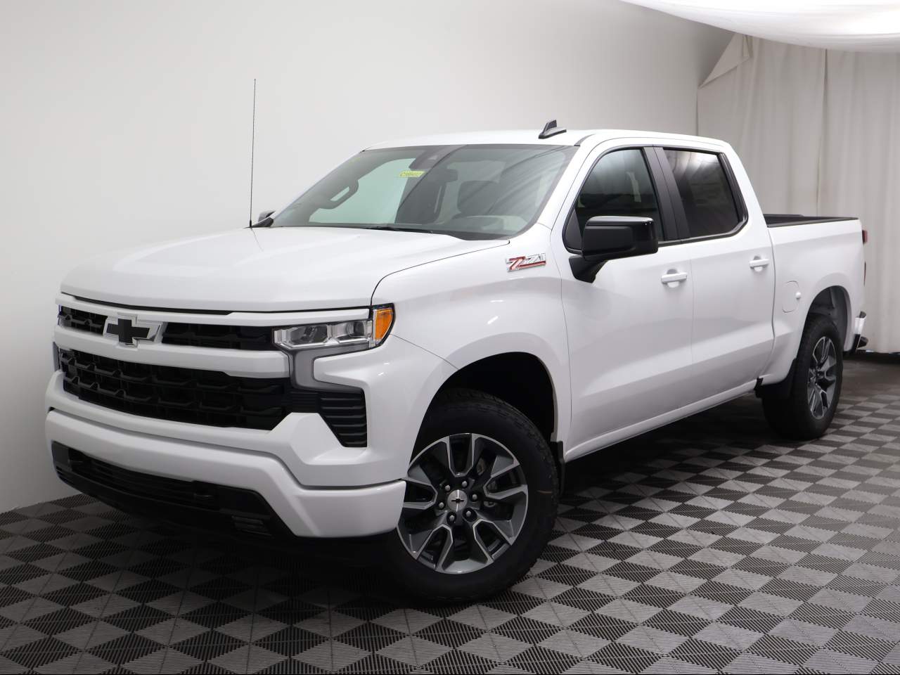 2025 Chevrolet Silverado 1500 Crew Cab RST 4WD