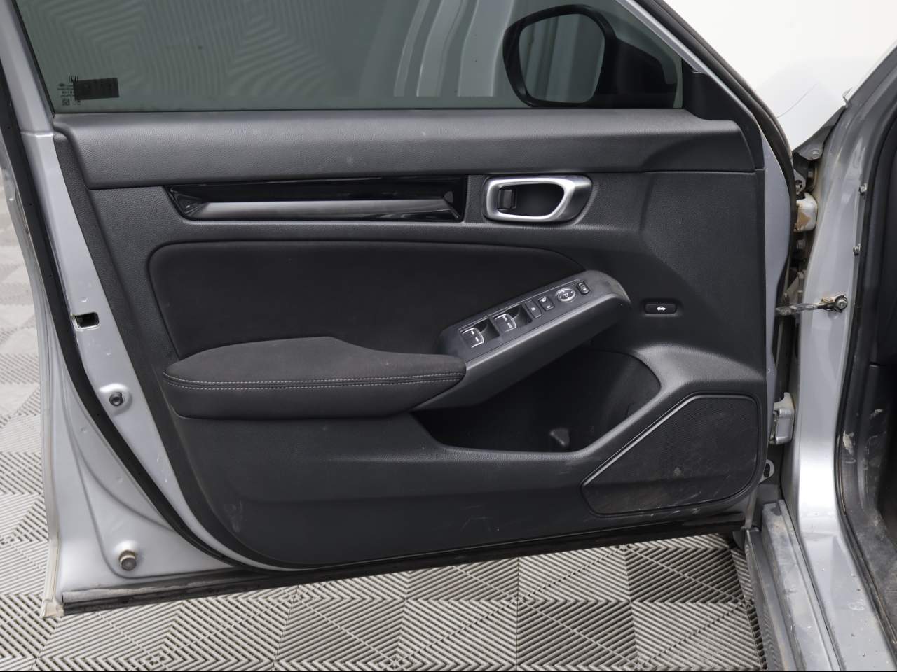 2024 Honda Civic EX - Photo 7