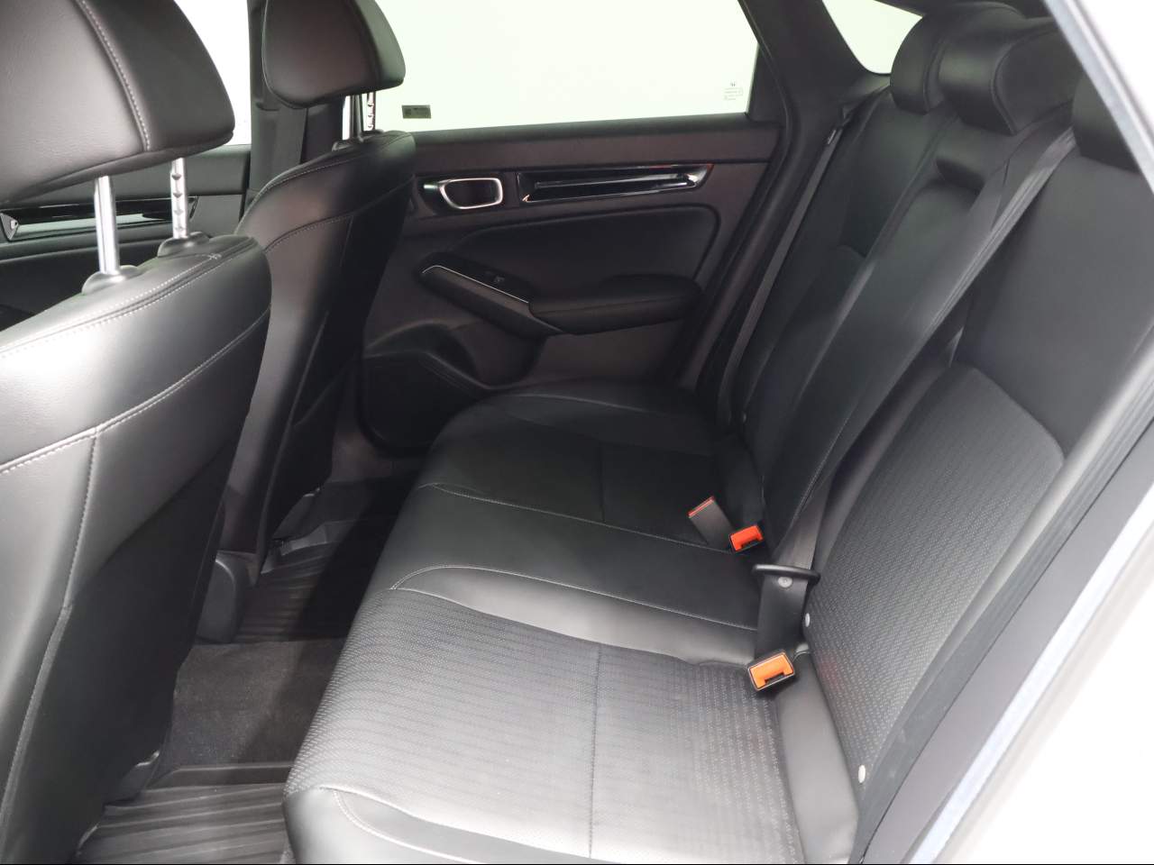 2025 Honda Civic Sport Touring - Photo 9