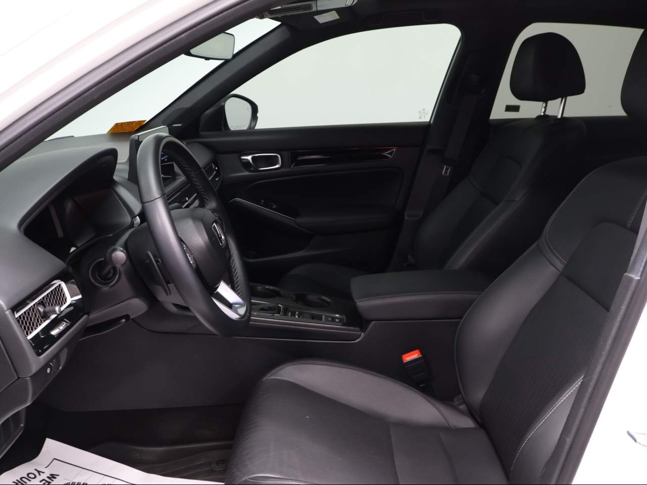 2025 Honda Civic Sport Touring - Photo 8