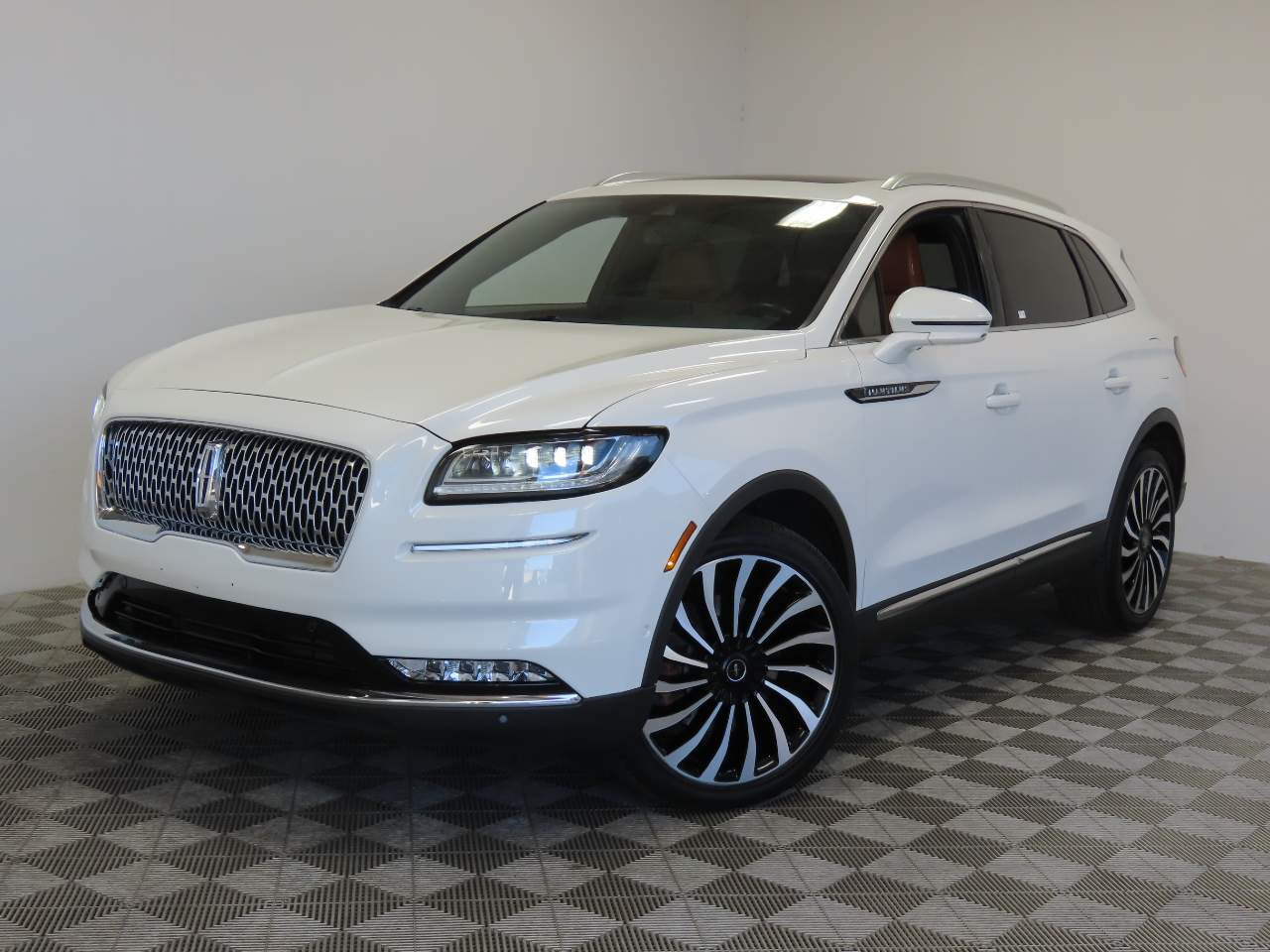 2023 Lincoln Nautilus Black Label