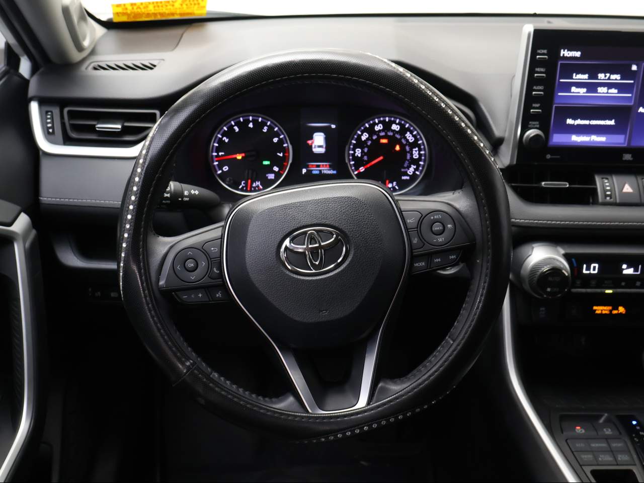 2022 Toyota RAV4 XLE Premium - Photo 11
