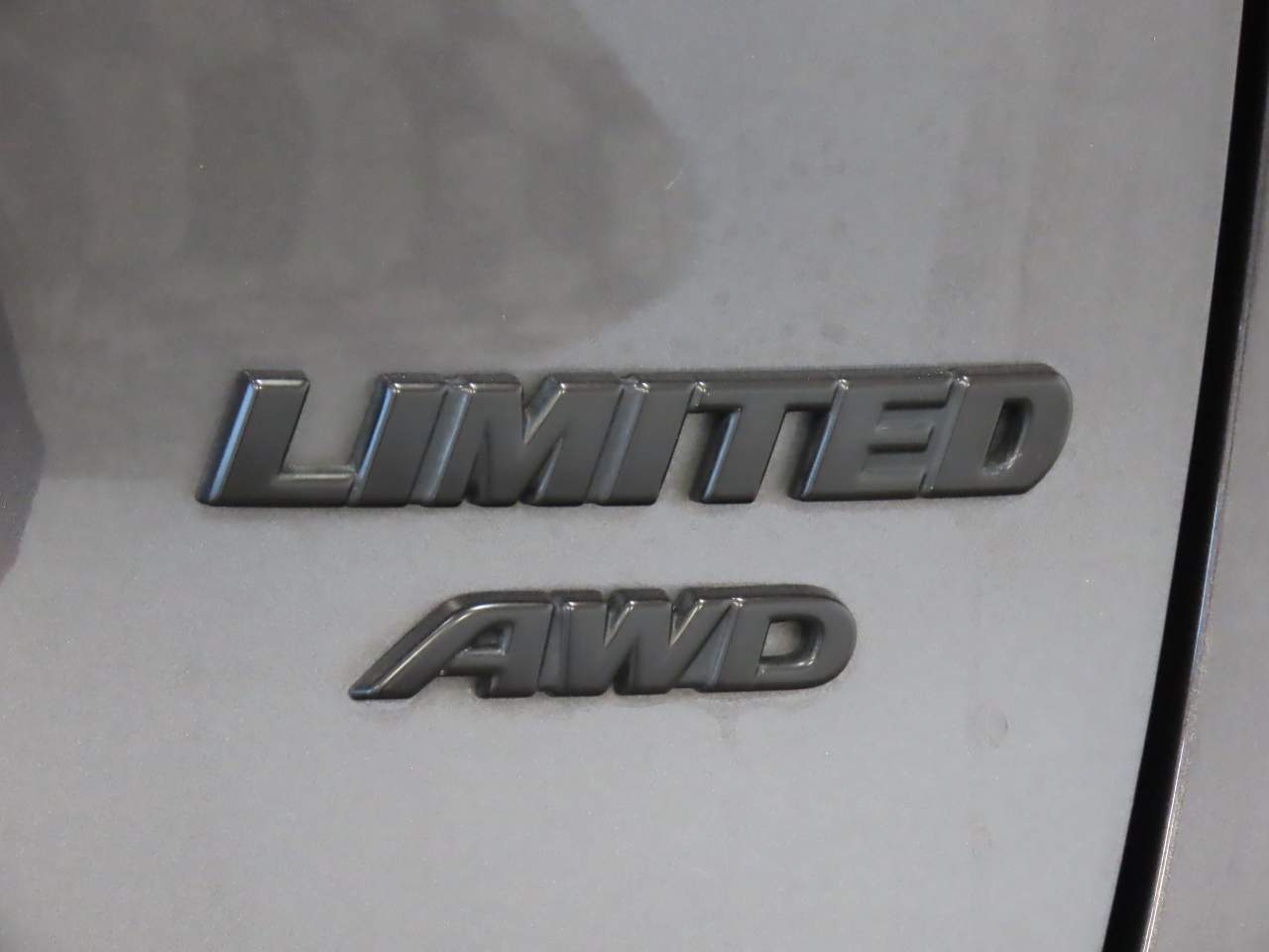 2023 Toyota RAV4 Limited - Photo 6