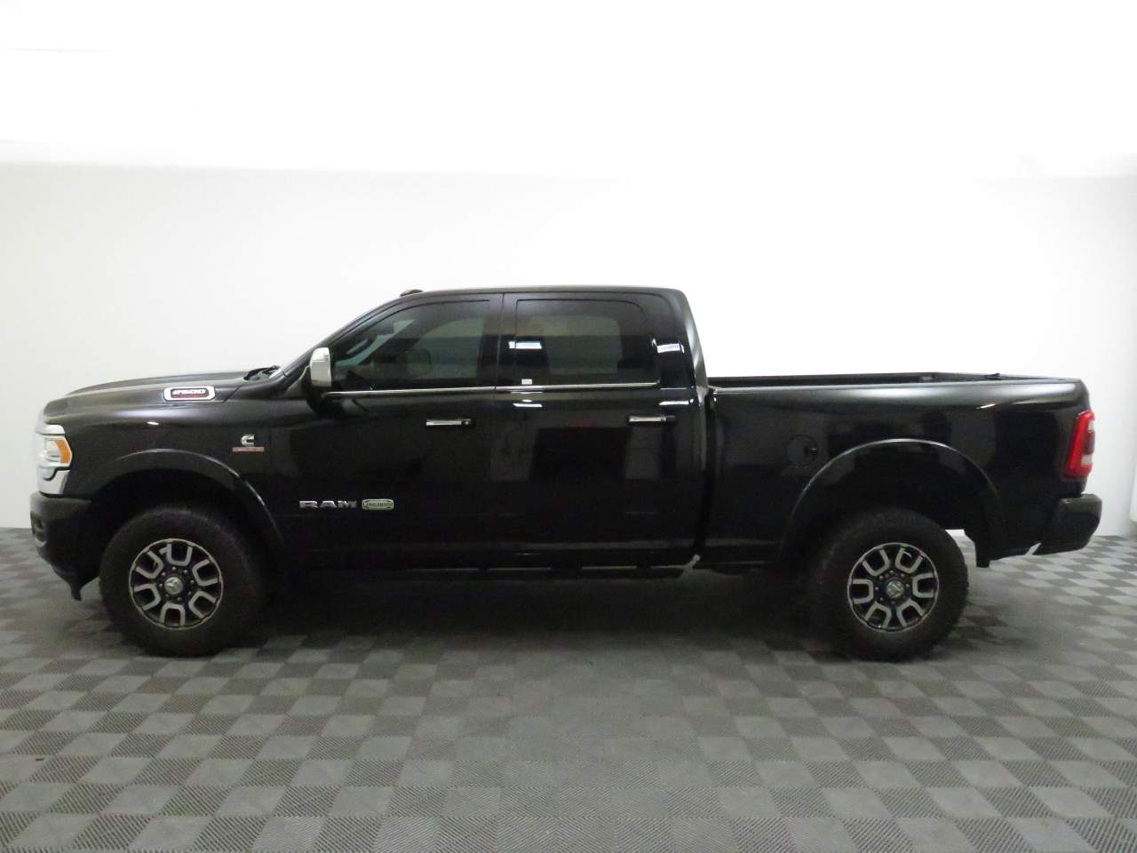 Used 2020 RAM Ram 2500 Pickup Laramie Longhorn with VIN 3C6UR5GLXLG198355 for sale in Yuma, AZ