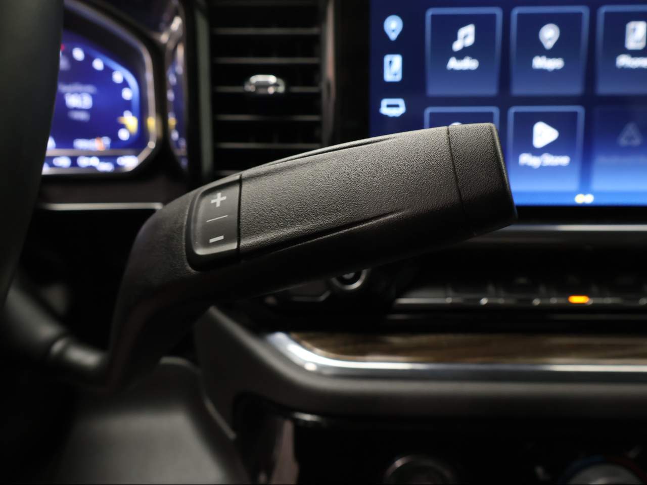 2023 Chevrolet Silverado 1500 LT Crew Cab