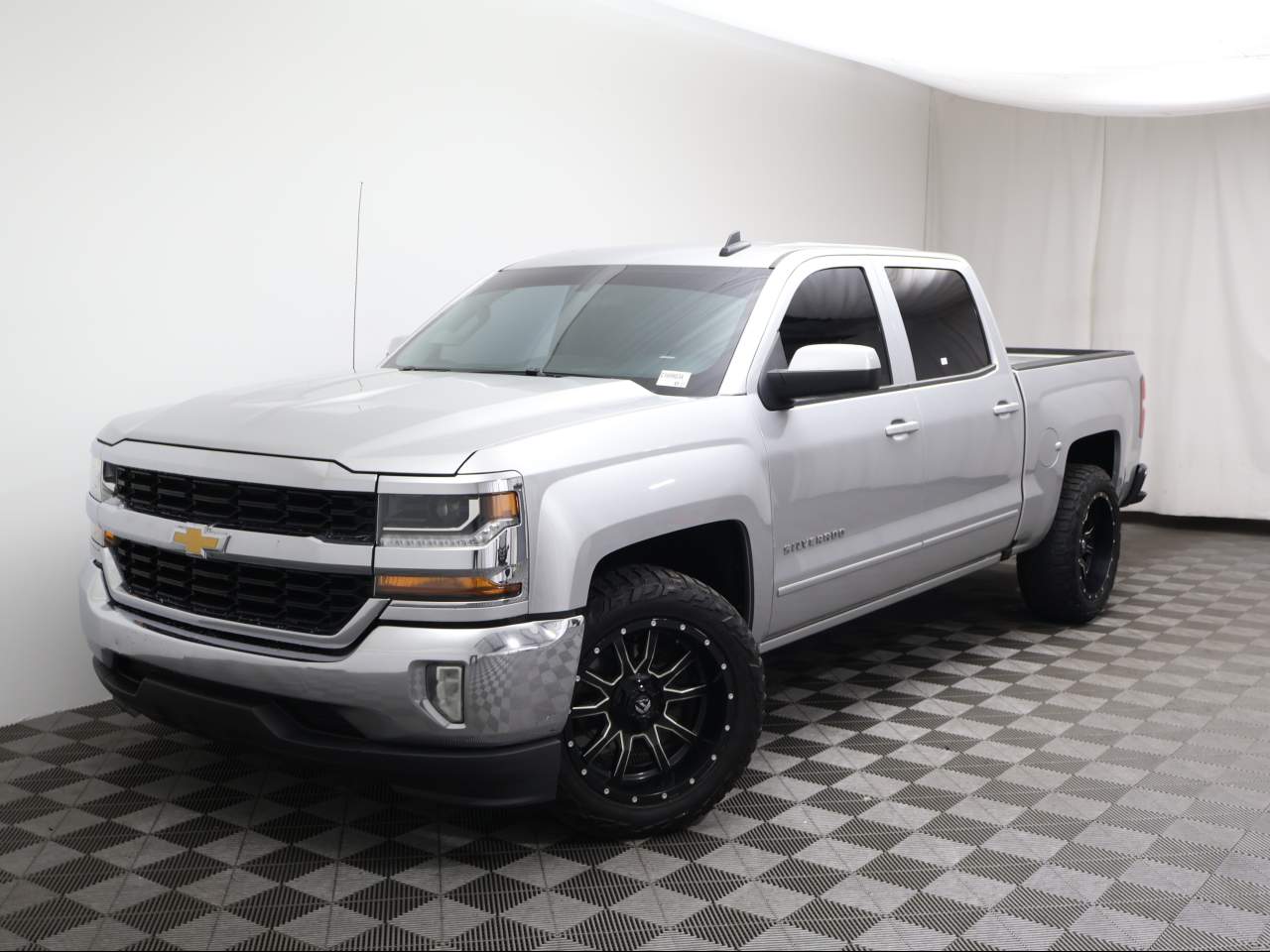 2017 Chevrolet Silverado 1500 LT Crew Cab