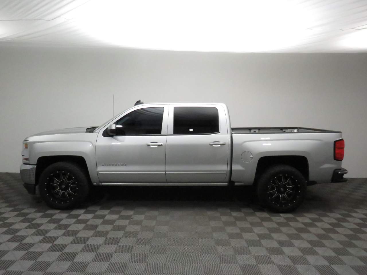 2017 Chevrolet Silverado 1500 LT Crew Cab