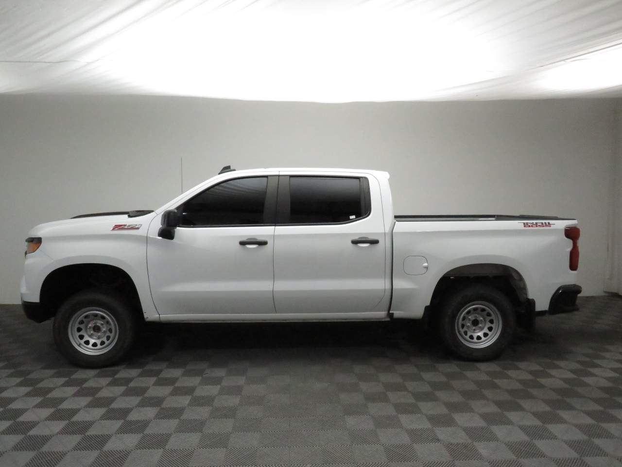 2022 Chevrolet Silverado 1500 Custom Trail Boss Crew Cab