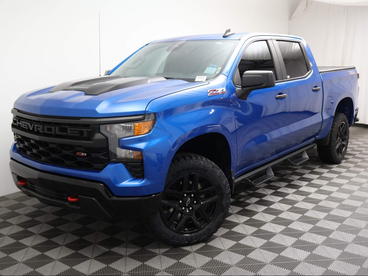 2022 Chevrolet Silverado 1500 Custom Trail Boss Crew Cab