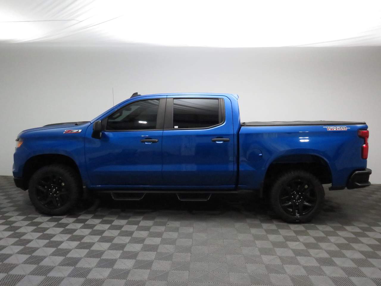 2022 Chevrolet Silverado 1500 Custom Trail Boss Crew Cab