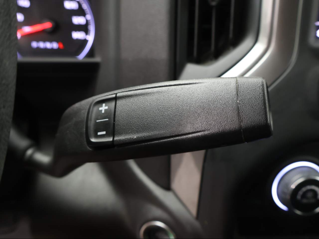 2024 Chevrolet Silverado 1500 Custom Trail Boss Crew Cab