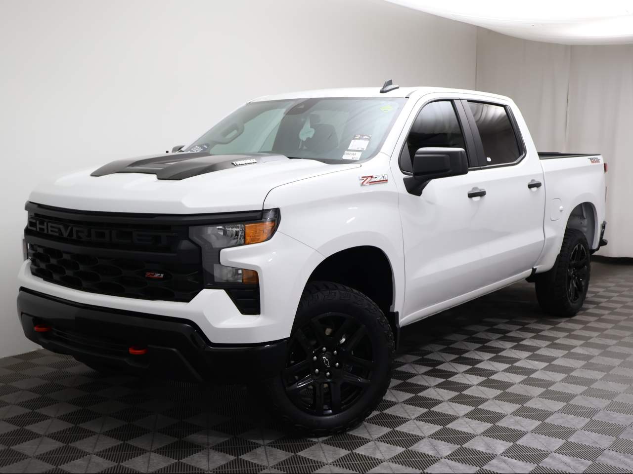 2024 Chevrolet Silverado 1500 Custom Trail Boss Crew Cab