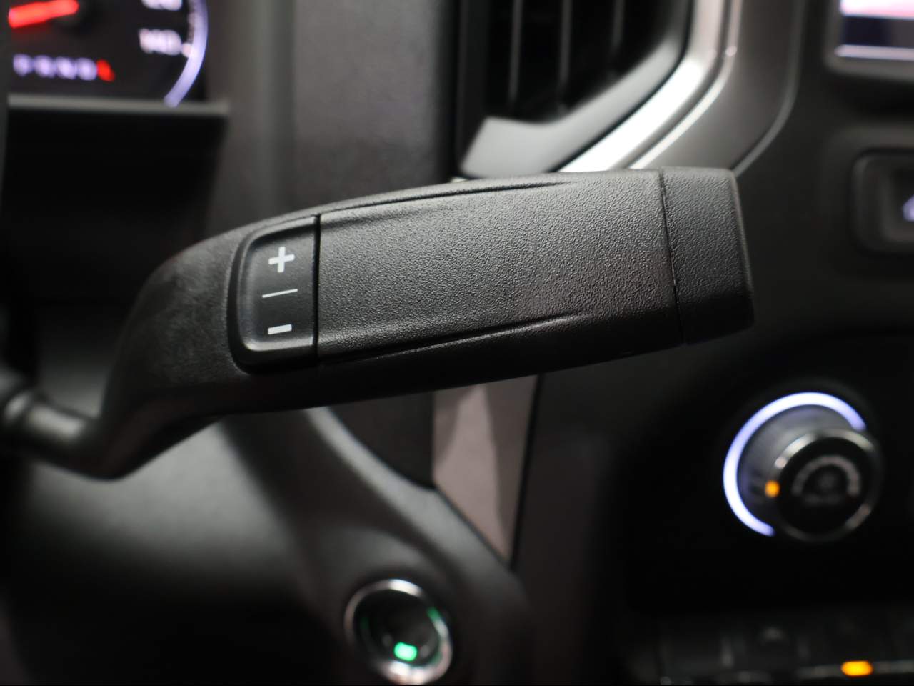 2026 Chevrolet Silverado 1500 Crew Cab Custom Trail Boss 4WD