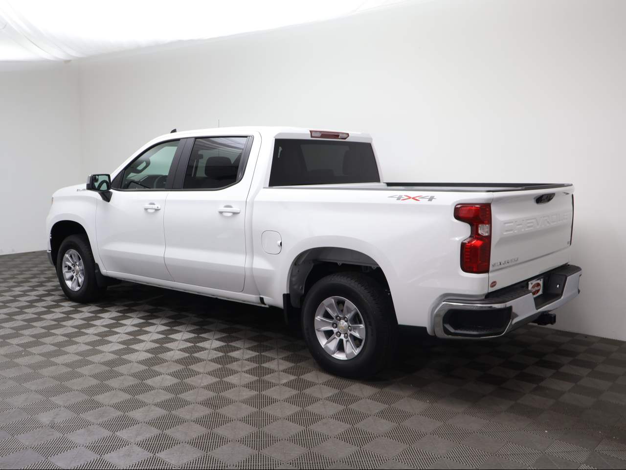 2026 Chevrolet Silverado 1500 Crew Cab LT 4WD